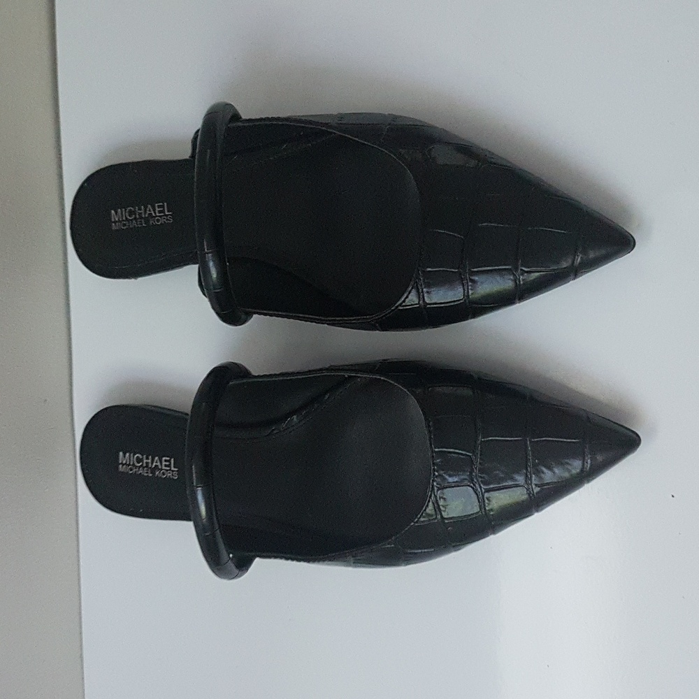 Michael Kors Pointy Toe Flats